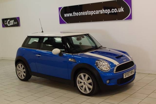 2007 MINI HATCHBACK 1.6 Cooper S image 1