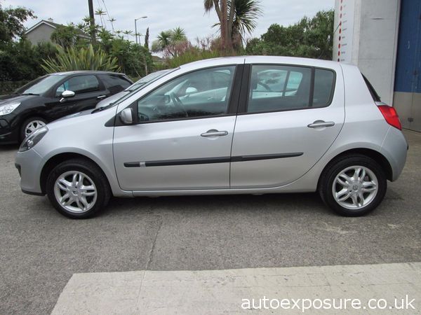 2008 Renault Clio 1.5 dCi image 2