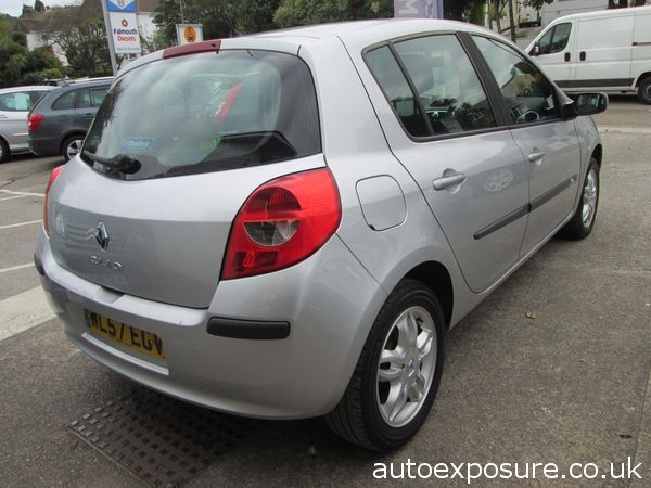 2008 Renault Clio 1.5 dCi image 3