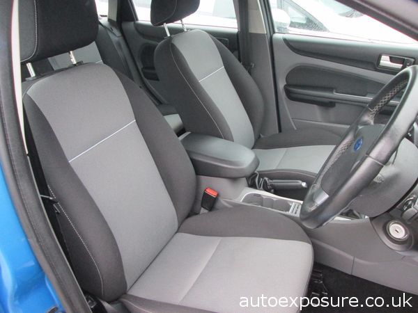 2010 Ford Focus 1.6 TDCi Zetec image 4