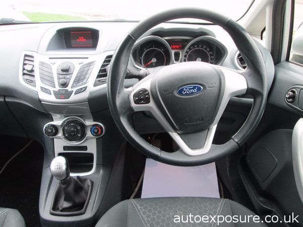 2011 Ford Fiesta 1.6 TDCi image 5