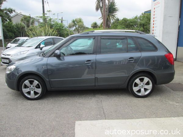 2010 Skoda Fabia 1.2 TSI Scout image 2