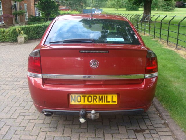2007 VAUXHALL VECTRA 1.8 VVT SRI image 3