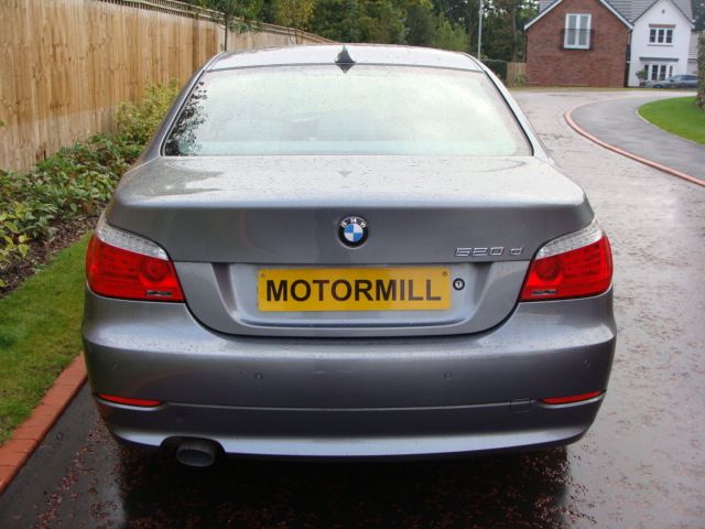 2007 BMW 5 SERIES 2.0 520D SE image 3