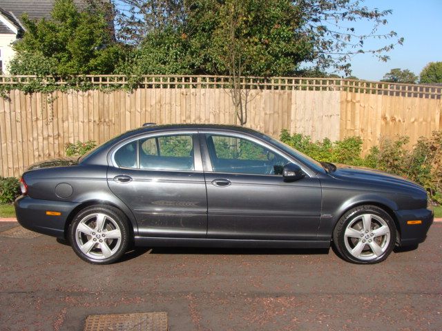 2009 JAGUAR X-TYPE 2.0 SE image 2