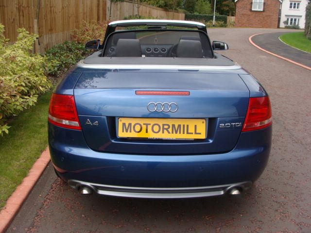 2009 AUDI A4 2.0 TDI S LINE SPECIAL EDITION image 3