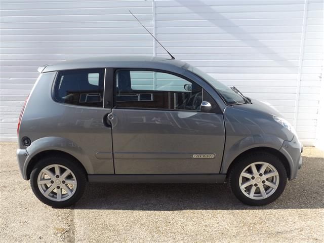 2010 AIXAM CROSSLINE 0.6 SUPER LUXE image 2