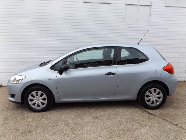 2009 TOYOTA AURIS 1.3 TR VVT-I S/S image 2