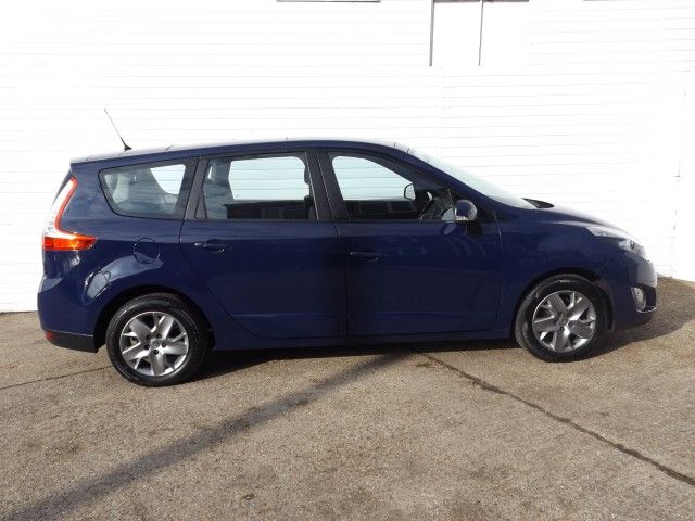 2011 RENAULT SCENIC 1.5 EXPRESSION DCI image 2