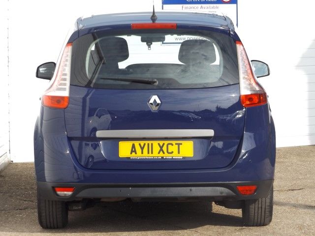 2011 RENAULT SCENIC 1.5 EXPRESSION DCI image 3