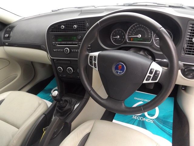 2011 SAAB 9-3X 2.0 X XWD image 4