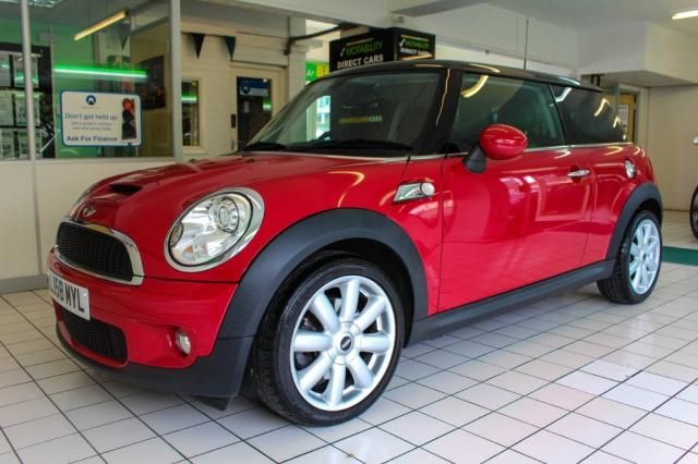 2008 MINI HATCH COOPER 1.6 Cooper S Chilli Pack image 1