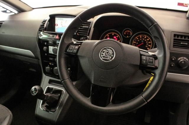 2011 VAUXHALL ZAFIRA 1.7 Design CDTi image 4