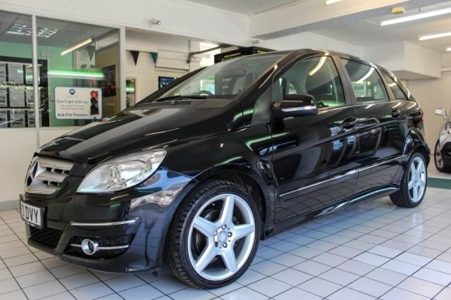 2010 MERCEDES-BENZ B CLASS B200 Cdi Sport image 1