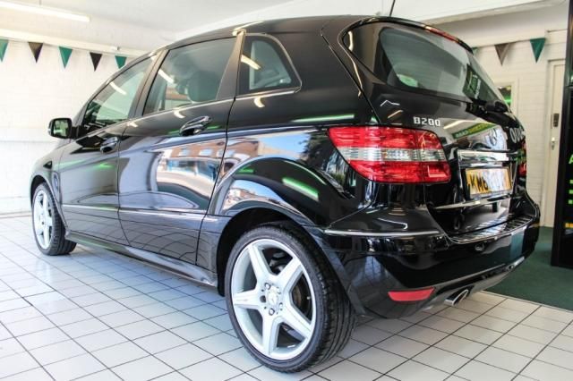 2010 MERCEDES-BENZ B CLASS B200 Cdi Sport image 2