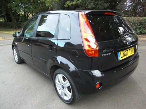 2007 Ford Fiesta 1.4 Zetec Climate image 3