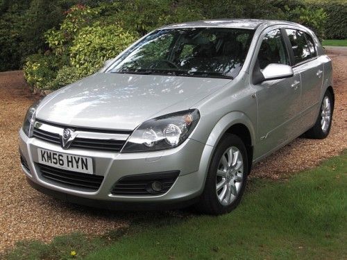 2006 Vauxhall Astra 1.8 Design image 1