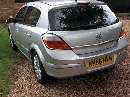 2006 Vauxhall Astra 1.8 Design image 3