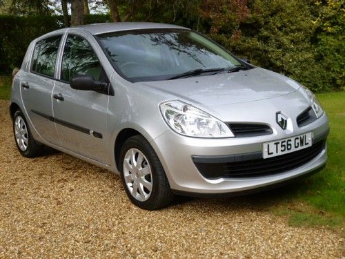 2006 Renault Clio 1.5 DCI Expression image 1