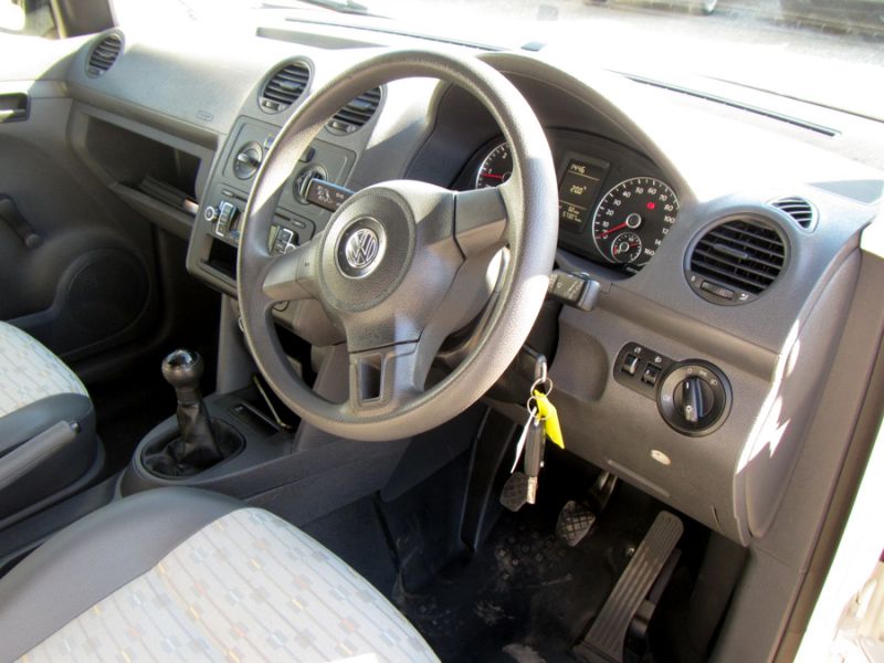 2011 VOLKSWAGEN CADDY 1.6 TDI image 5