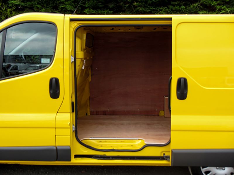 2010 RENAULT TRAFIC 2.0 DCI image 4