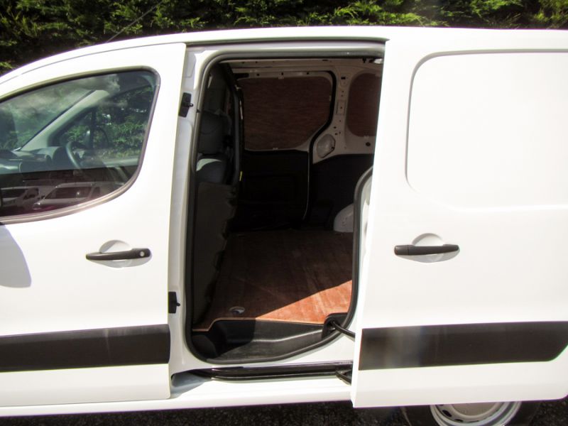 2012 PEUGEOT PARTNER 1.6 HDI image 4