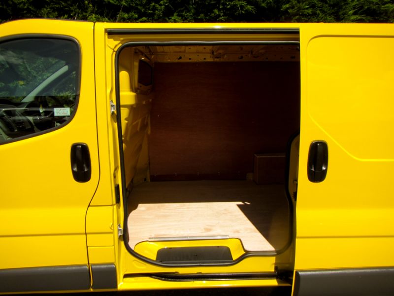 2010 RENAULT TRAFIC 2.0 DCI image 4