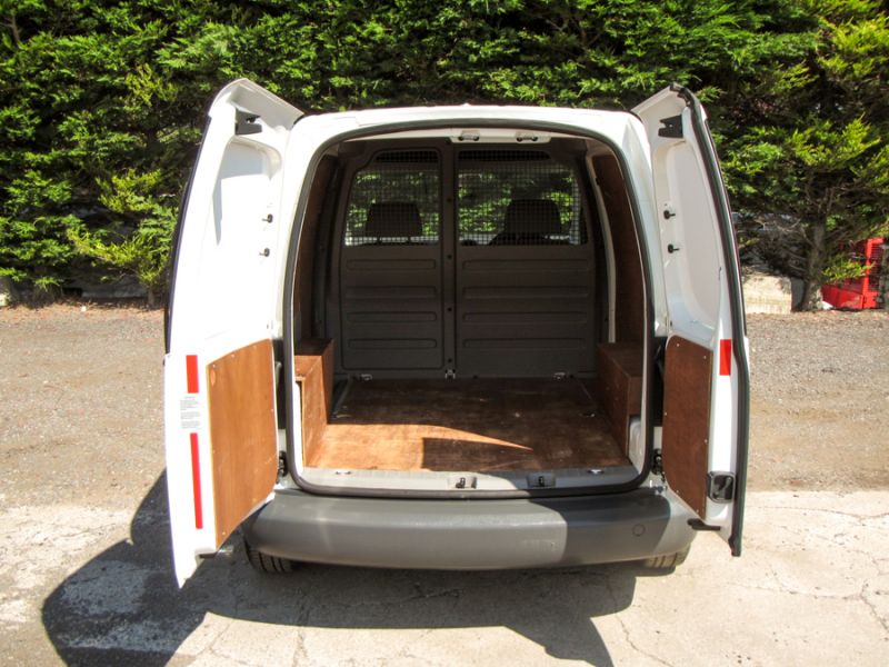 2010 VOLKSWAGEN CADDY 1.9 TDI image 3