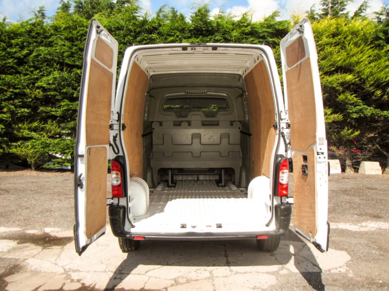 2008 VAUXHALL MOVANO 2.5 CDTI image 3