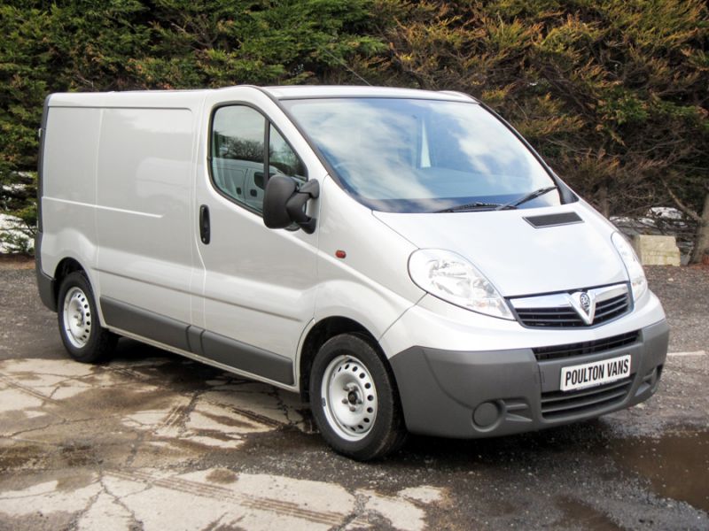2010 VAUXHALL VIVARO 2.0 CDTI image 1