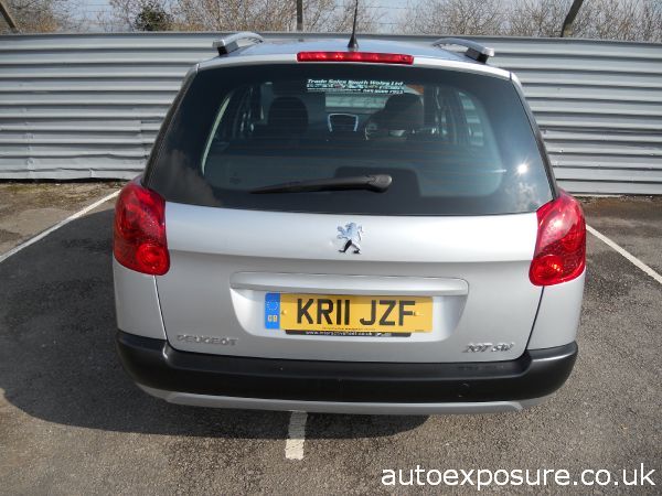 2011 Peugeot 207 1.6 HDi image 3