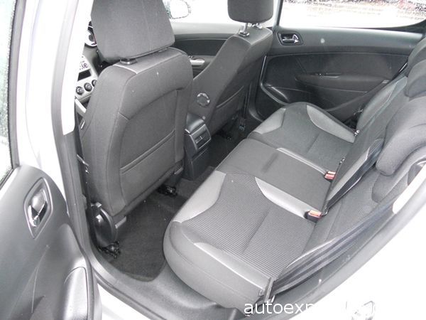 2012 Peugeot 308 1.6 HDi image 5
