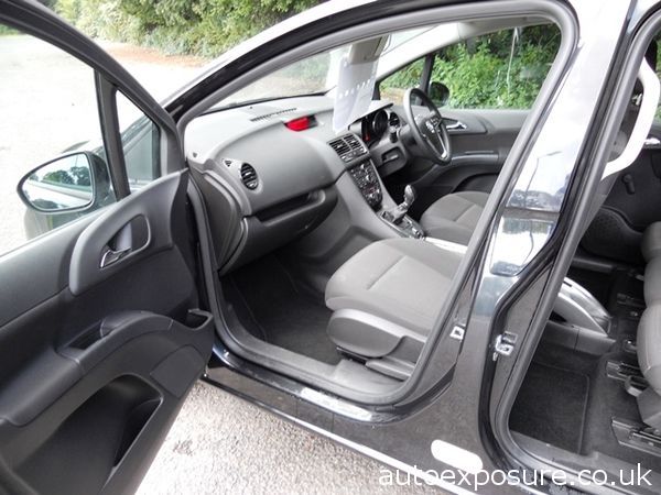 2012 Vauxhall Meriva 1.7 CDTi 16V image 4