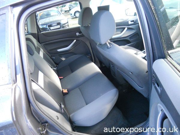 2010 Ford Kuga 2.0 TDCi Zetec image 5