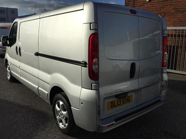 2013 Vauxhall Vivaro 2.0CDTi image 2