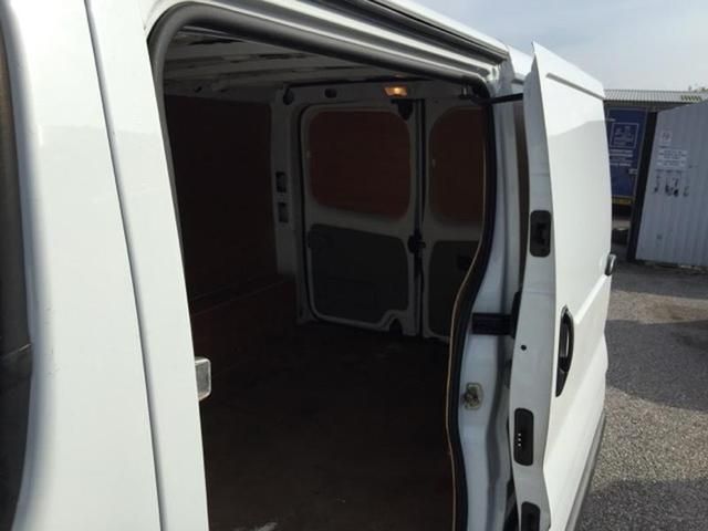 2013 Vauxhall Vivaro 2.0CDTi image 3