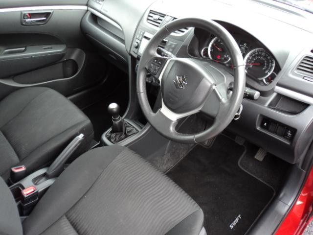 2011 Suzuki Swift image 4