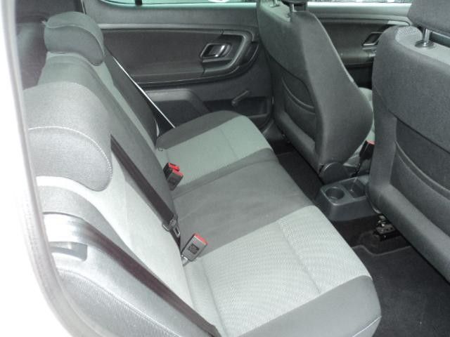 2012 Skoda Fabia image 5