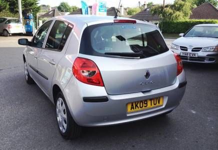 2009 Renault Clio 1.2 image 3