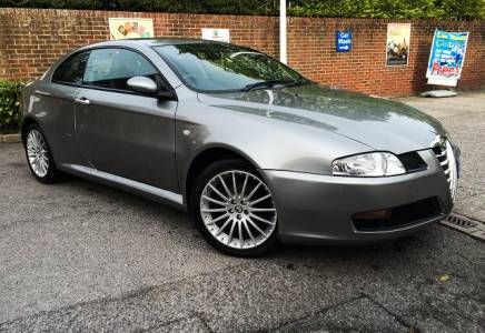 2005 Alfa Romeo GT 1.9 JTD image 1