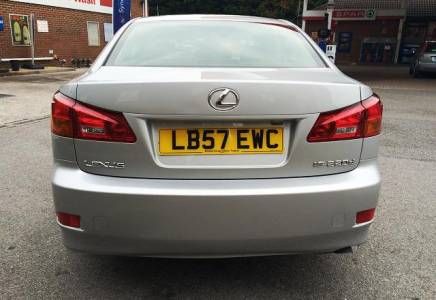 2007 Lexus IS 220D image 3