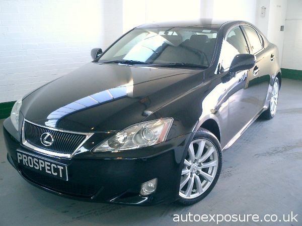 2007 Lexus IS 220d image 2