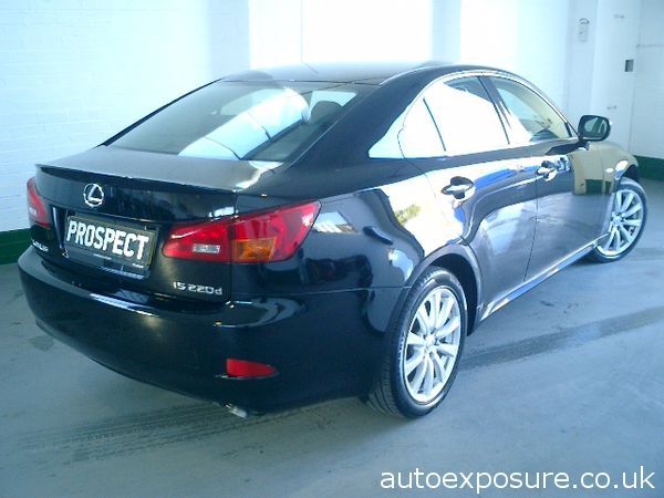 2007 Lexus IS 220d image 3