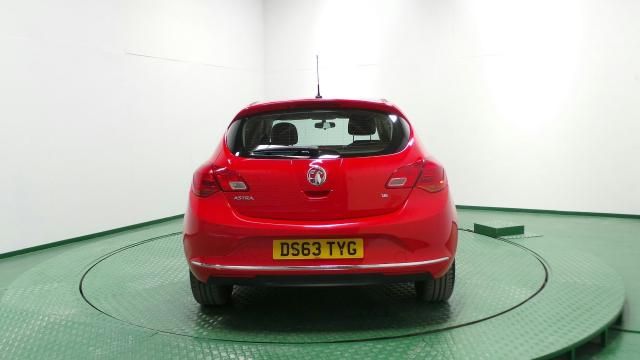 2013 VAUXHALL ASTRA 1.6 EXCLUSIV image 3