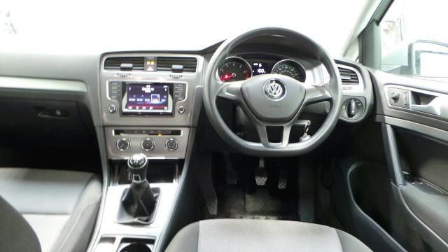 2013 VOLKSWAGEN GOLF 1.2 S TSI image 4