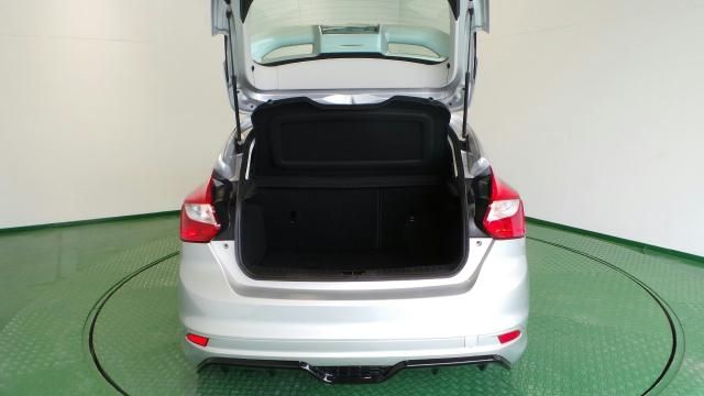 2014 FORD FOCUS 1.0 ZETEC S S/S image 5