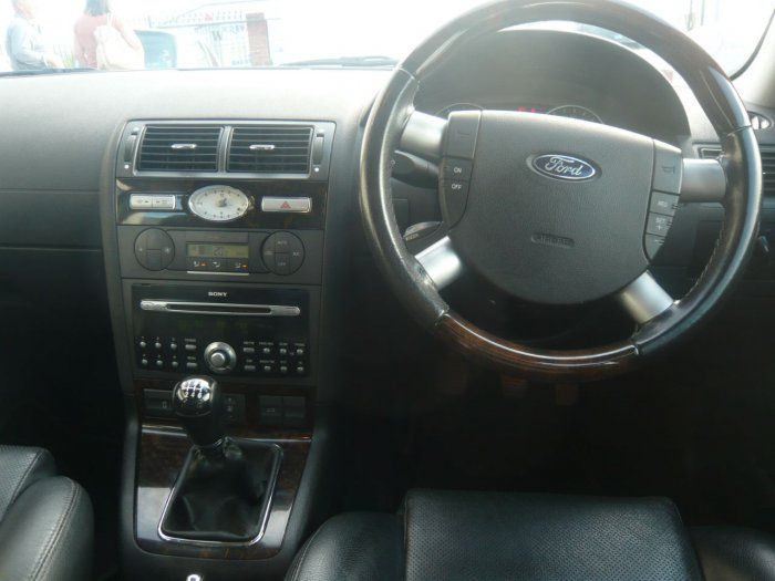 2004 Ford Mondeo 2.0 image 4