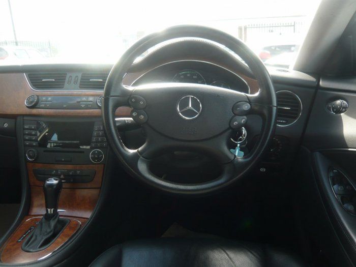 2007 Mercedes-Benz CLS 3.0 CLS320 CDI image 4