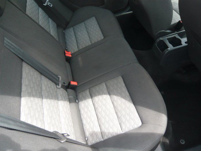 2010 Skoda Octavia 2.0 TDI CR SE image 5