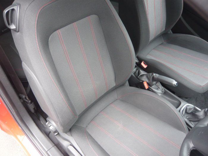 2009 Vauxhall Corsa 1.2i 16V SXi image 5